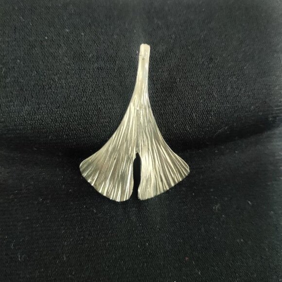 Handarbeit 925 Sterling Gingko Leaf Pendant  Jewelry Artisan Design - Picture 1 of 7